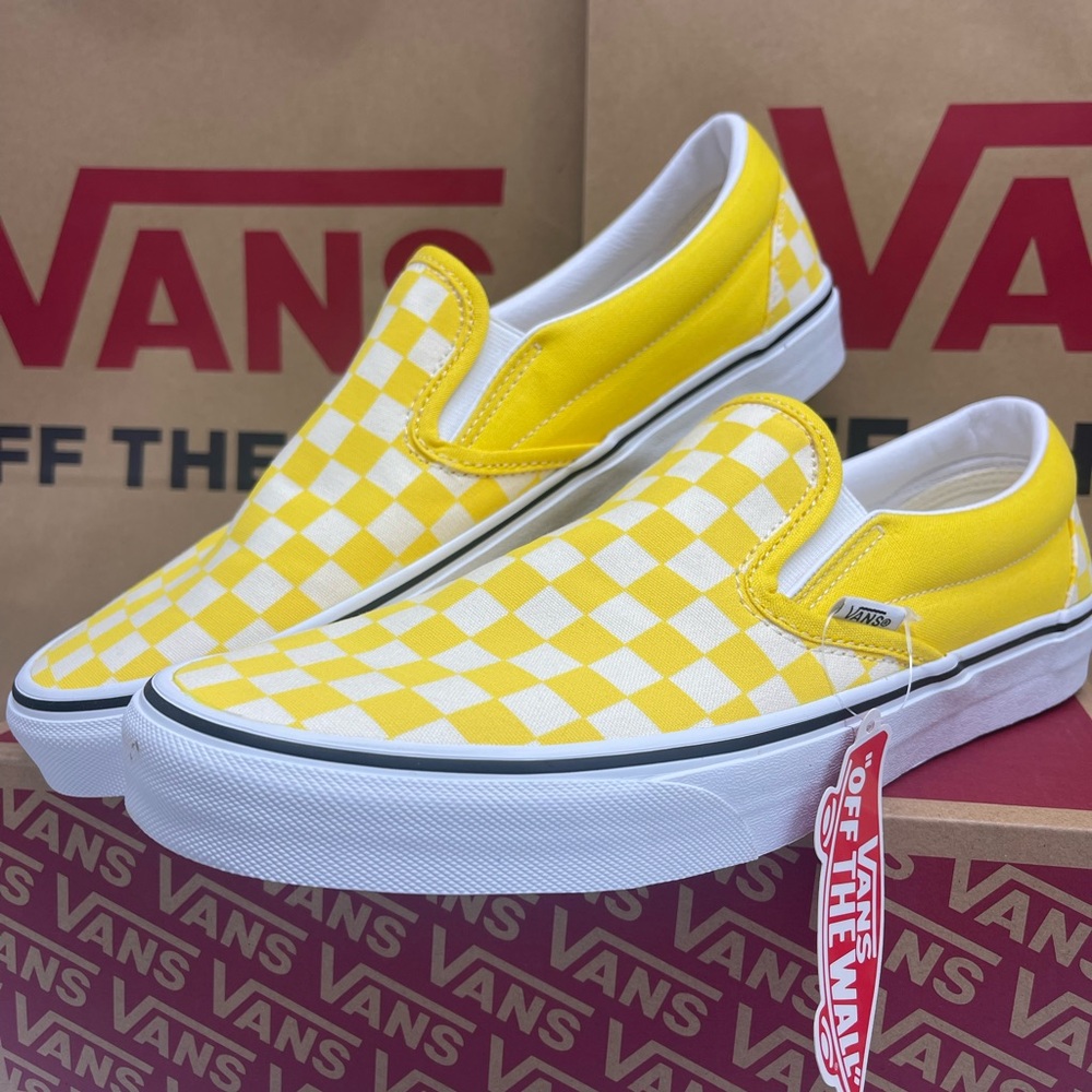 Vans Men's Classic Slip-On (Checkerboard) Cyber Yellow Sneakers
VN0A33TB42Z - Picture 13 of 16
